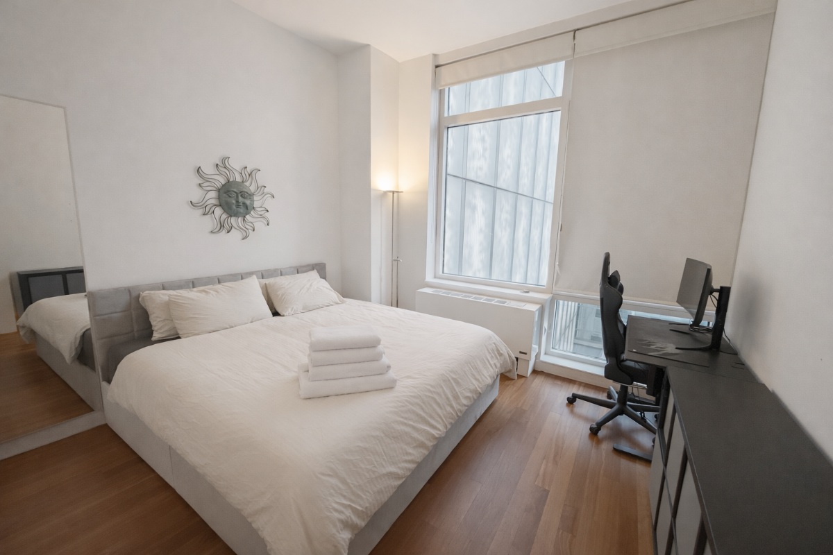 Stylish & Modern Luxury Rental in Heart of NYC - Photo 6