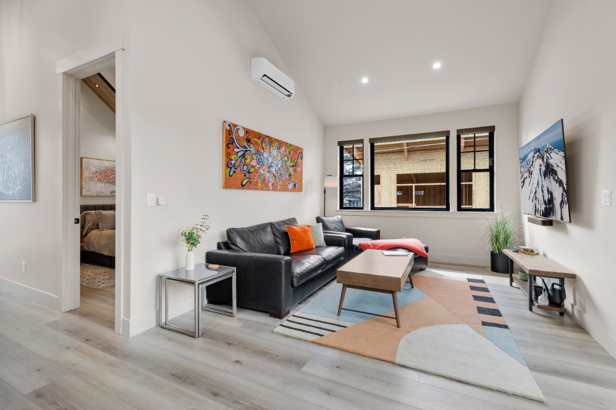 New, Cozy ADU Near Downtown - Photo 1