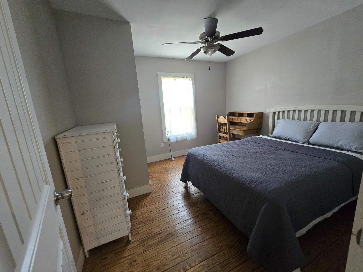 Comfy Casita with Character - Photo 5