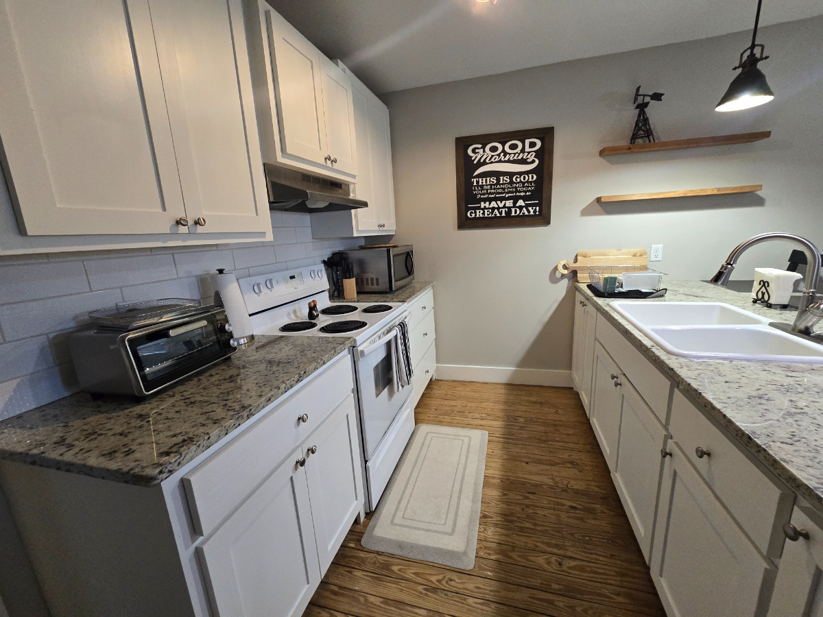 Comfy Casita with Character - Photo 6