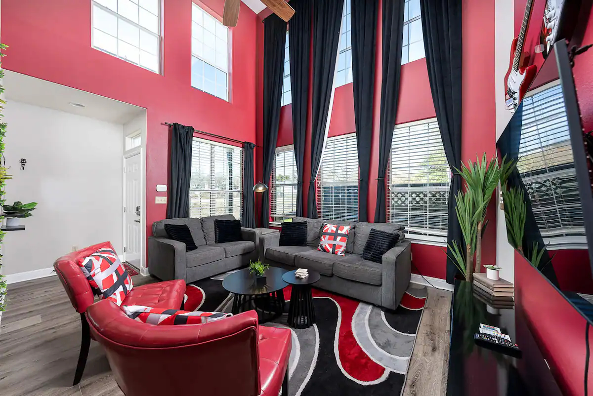 Chic East Austin Home Unit A - Photo 8
