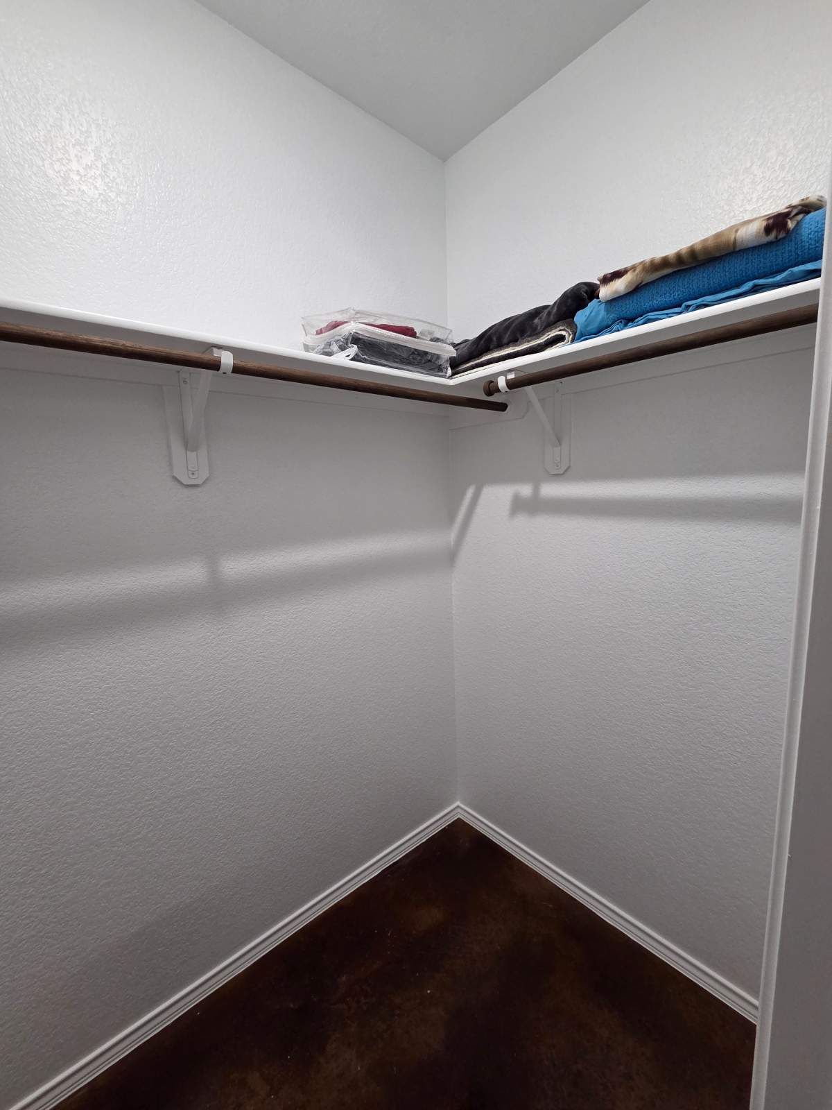 Bedroom 2 - Photo 11