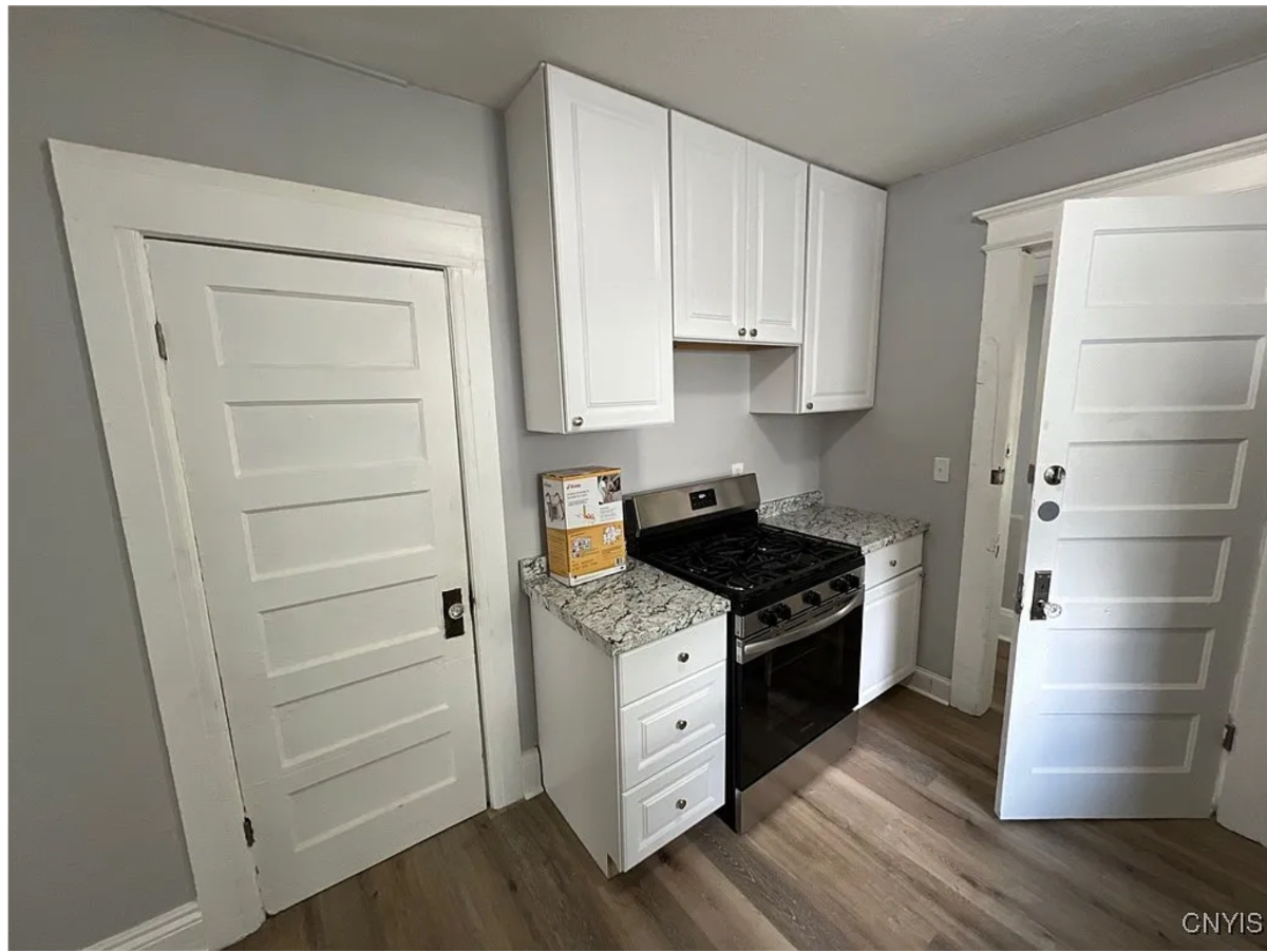 Furnished Home in Syracuse - Photo 3
