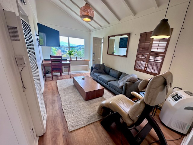 Silver Lake home with mountain views - Photo 4