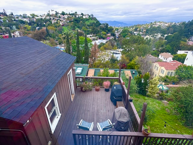 Silver Lake home with mountain views - Photo 3