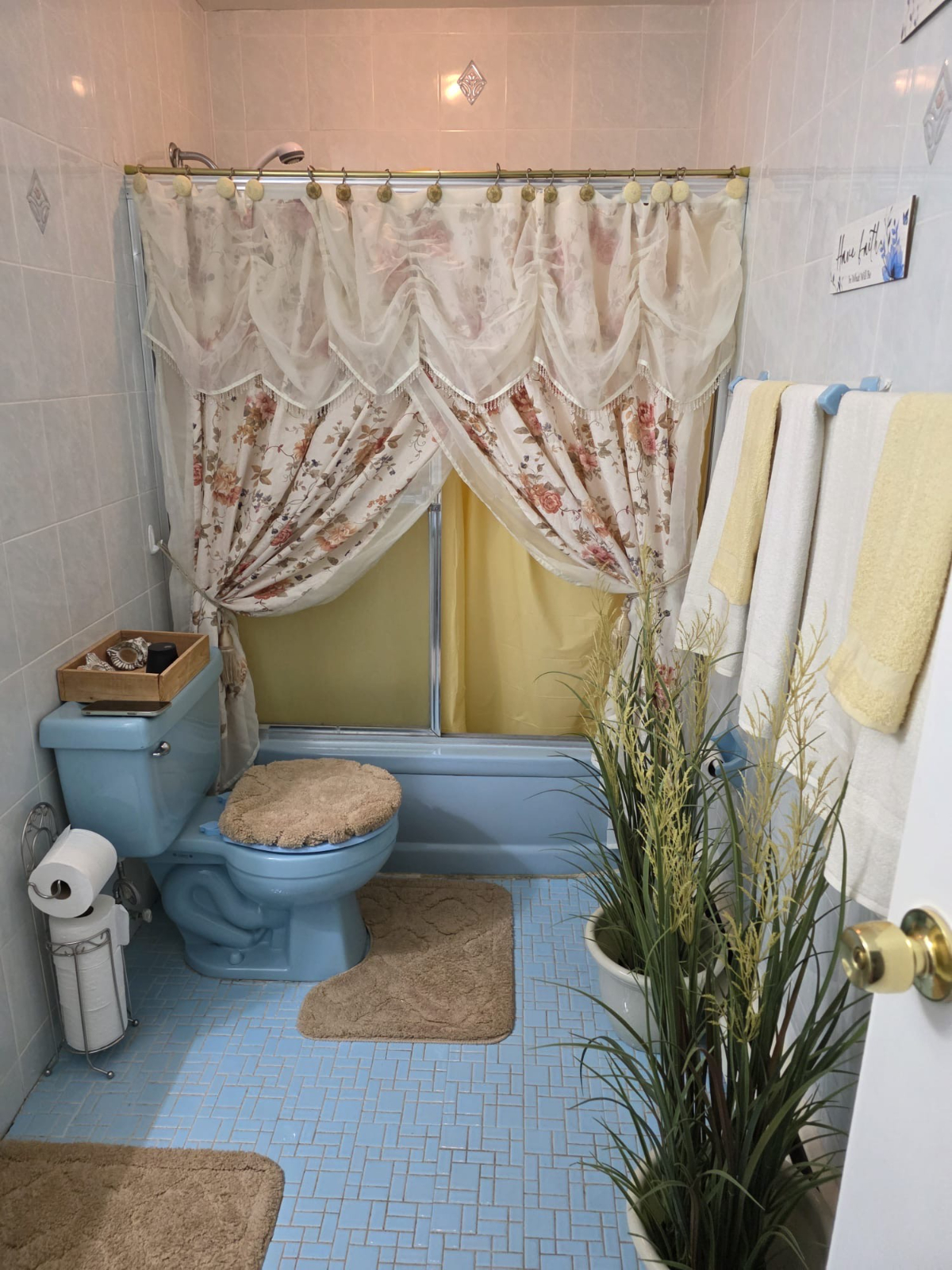 Comfortable Furnished Room With Great Amenities an - Photo 4