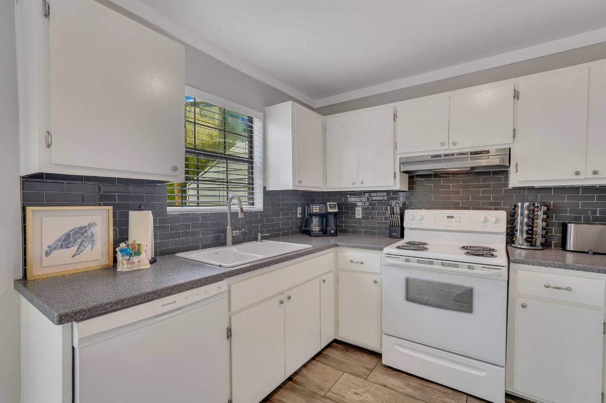 Butteryfly Bungalow - King - Photo 5