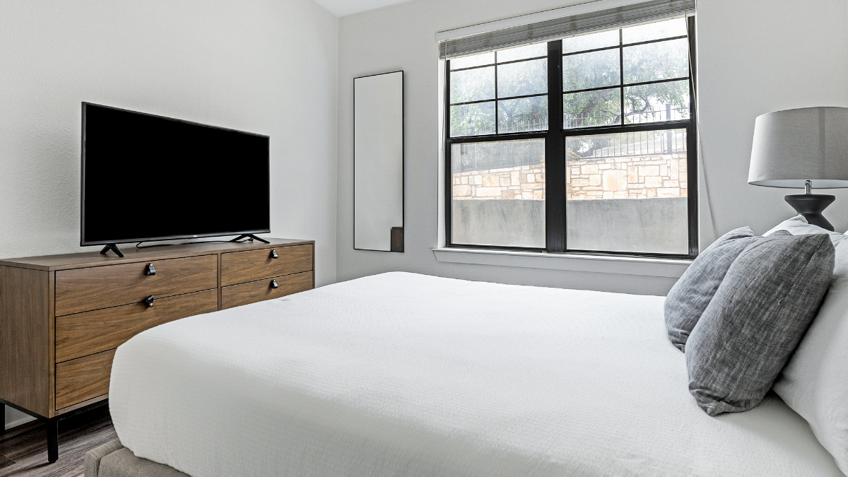 Landing Furnished Apartments at The Reserve Arboretum - Photo 7