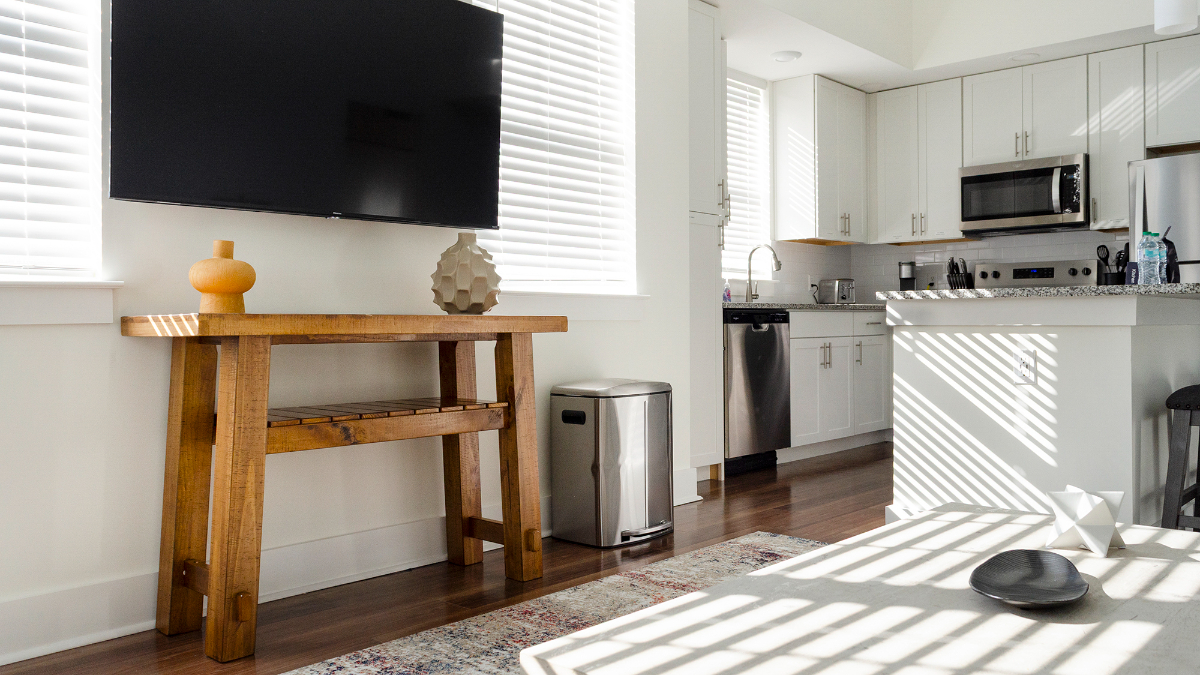 Landing Furnished Apartments at Hickory Cottages - - Photo 4