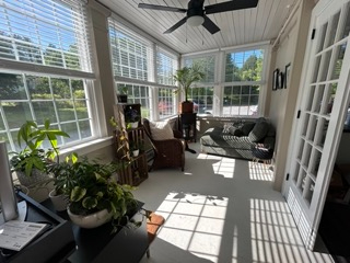 Spacious and Sunny 1 bedroom - Photo 6