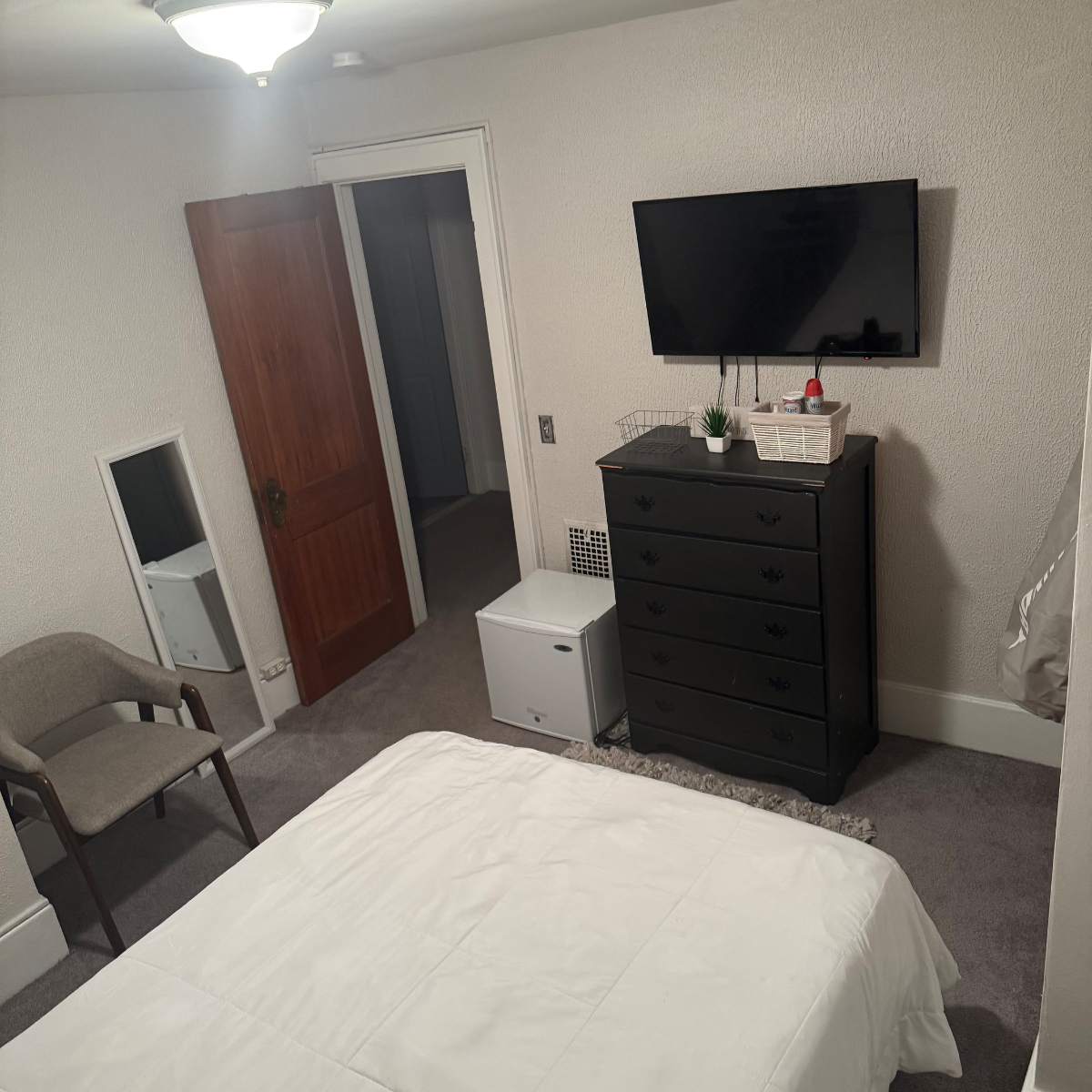 Rest, Reset, and Recharge. Premium Housing for Travel Pros - Photo 9