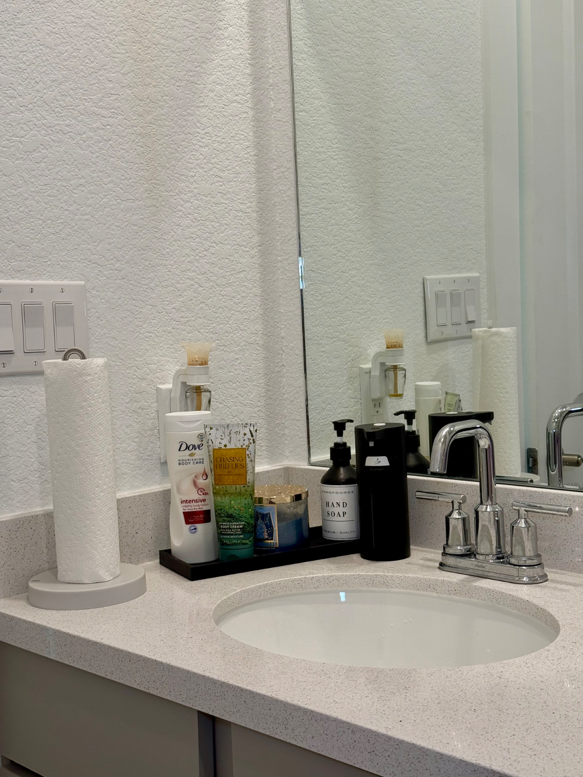 Modern and cozy stay located in a quiet and safe Pflugerville neighborhood. - Photo 6