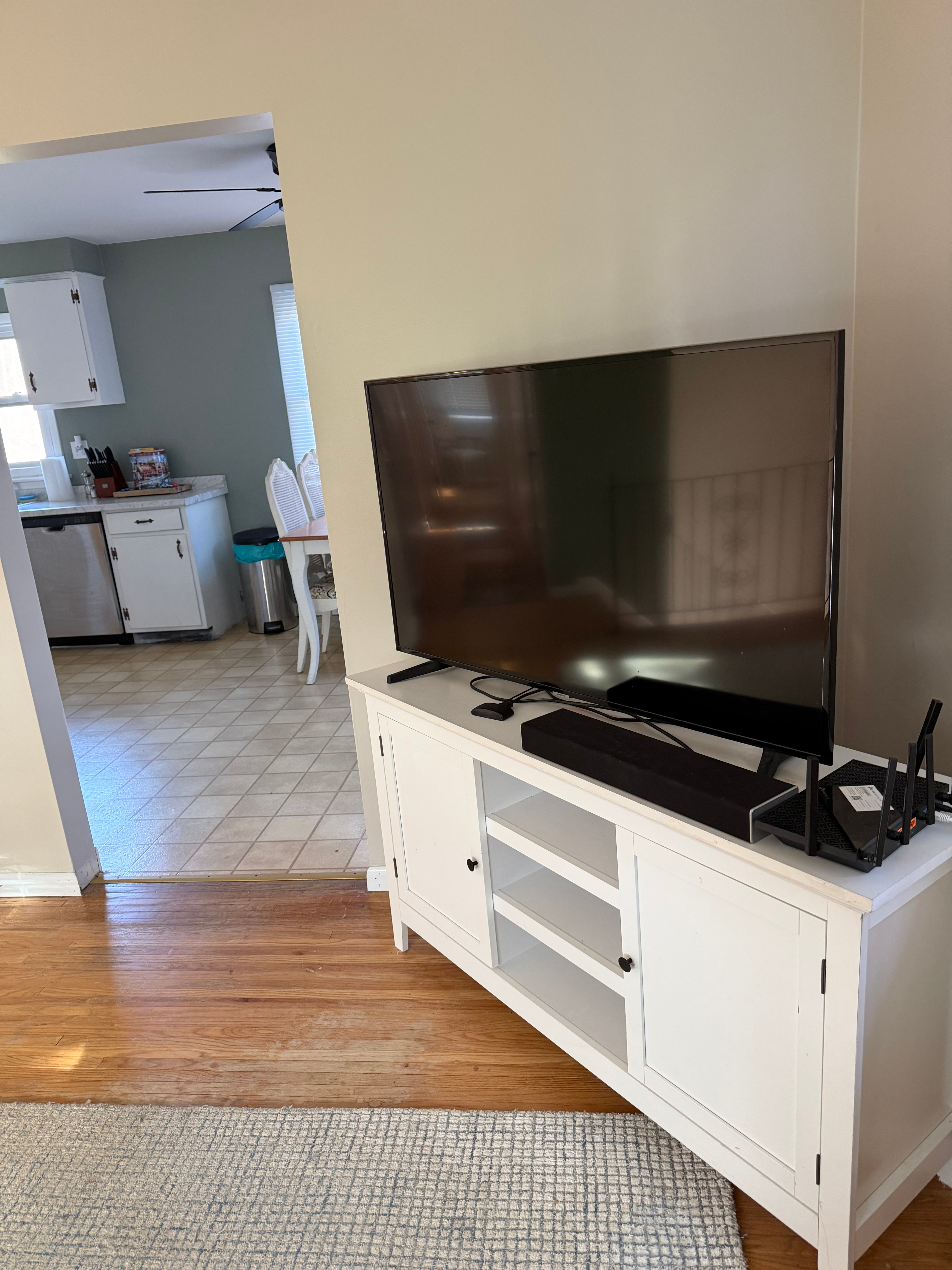 Your Safe, Cozy Home Base in Desirable Spencerpor/Hilton/Greece area. Quiet Area, Close to Rochester - Photo 3