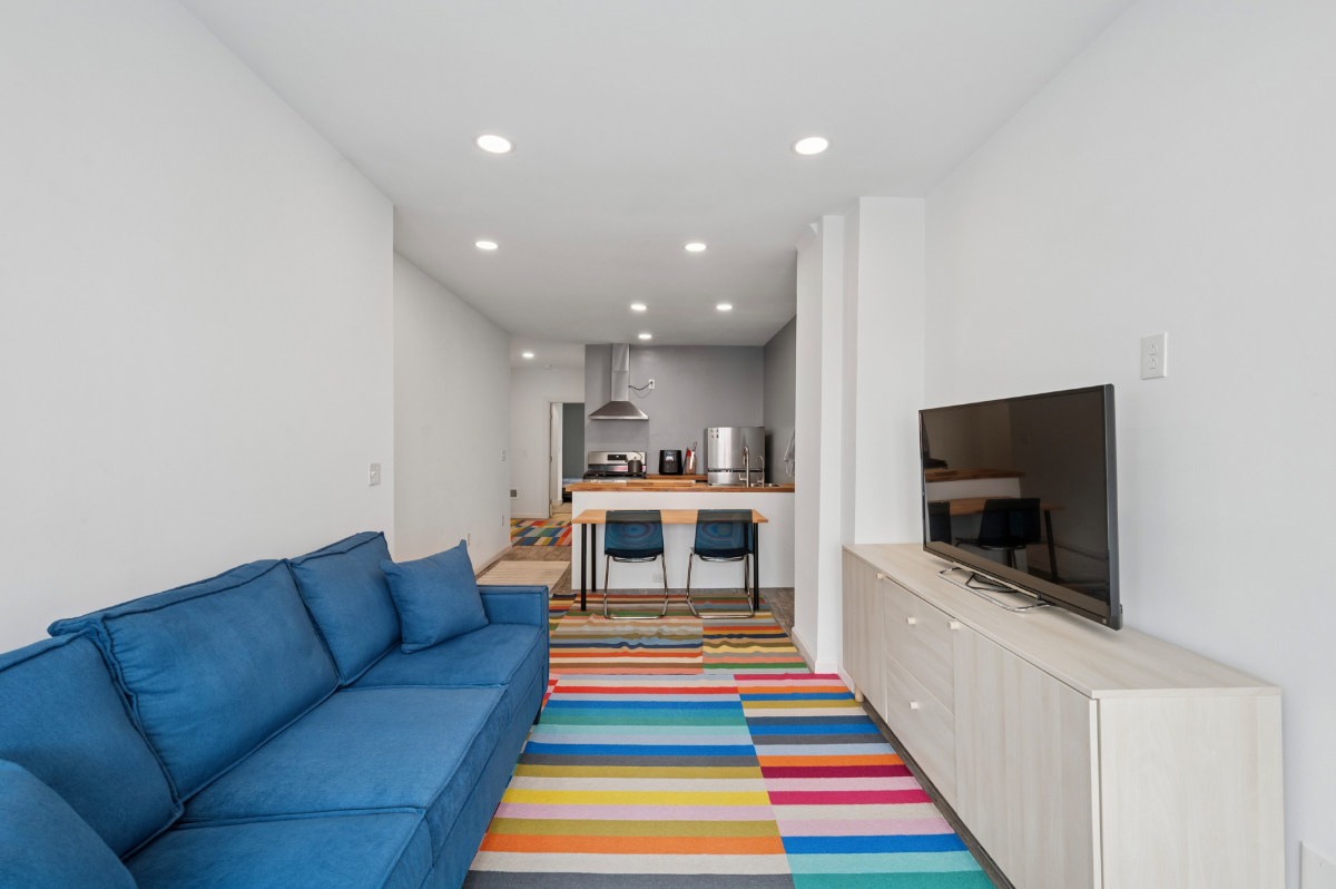Newly renovated 1-bed, 1-bath apartment for rent in West Parkside. All Utilities Included.
