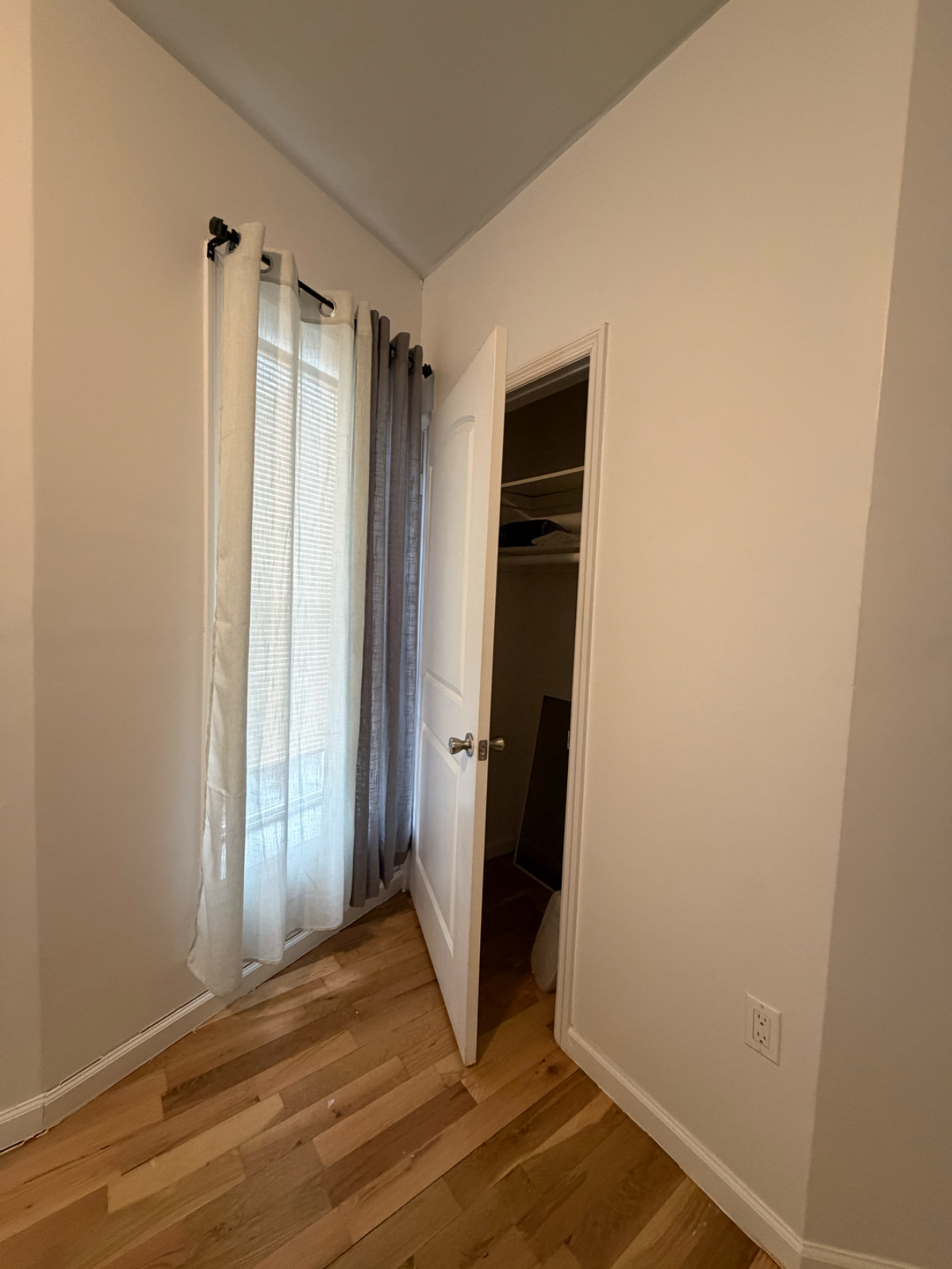 Cozy apartment near downtown NY and most hospitals - Photo 2