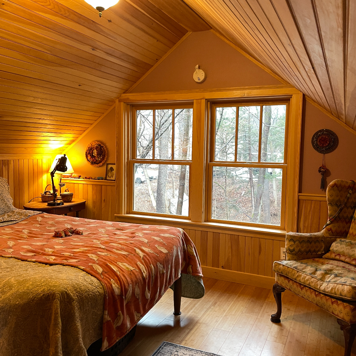 Room for rent in quiet neighborhood with lots of yard and garden space. - Photo 6