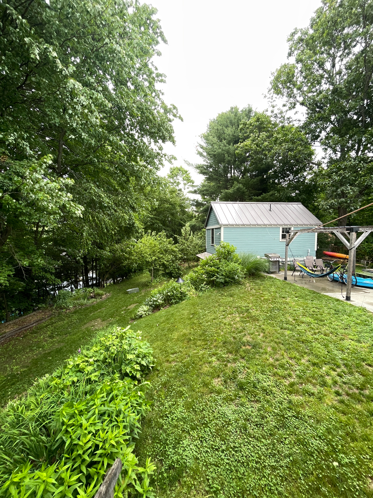 Room for rent in quiet neighborhood with lots of yard and garden space. - Photo 7