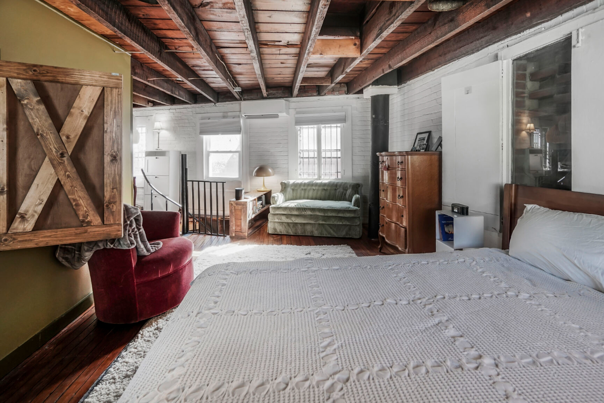 Private Capitol Hill Carriage House - Walk to Union Station, Fully Furnished, W/D & Workspace - Photo 2