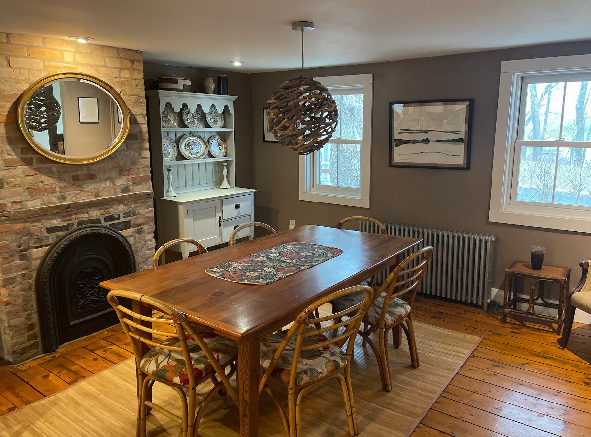 Charming cottage in village of Coxsackie - Photo 4