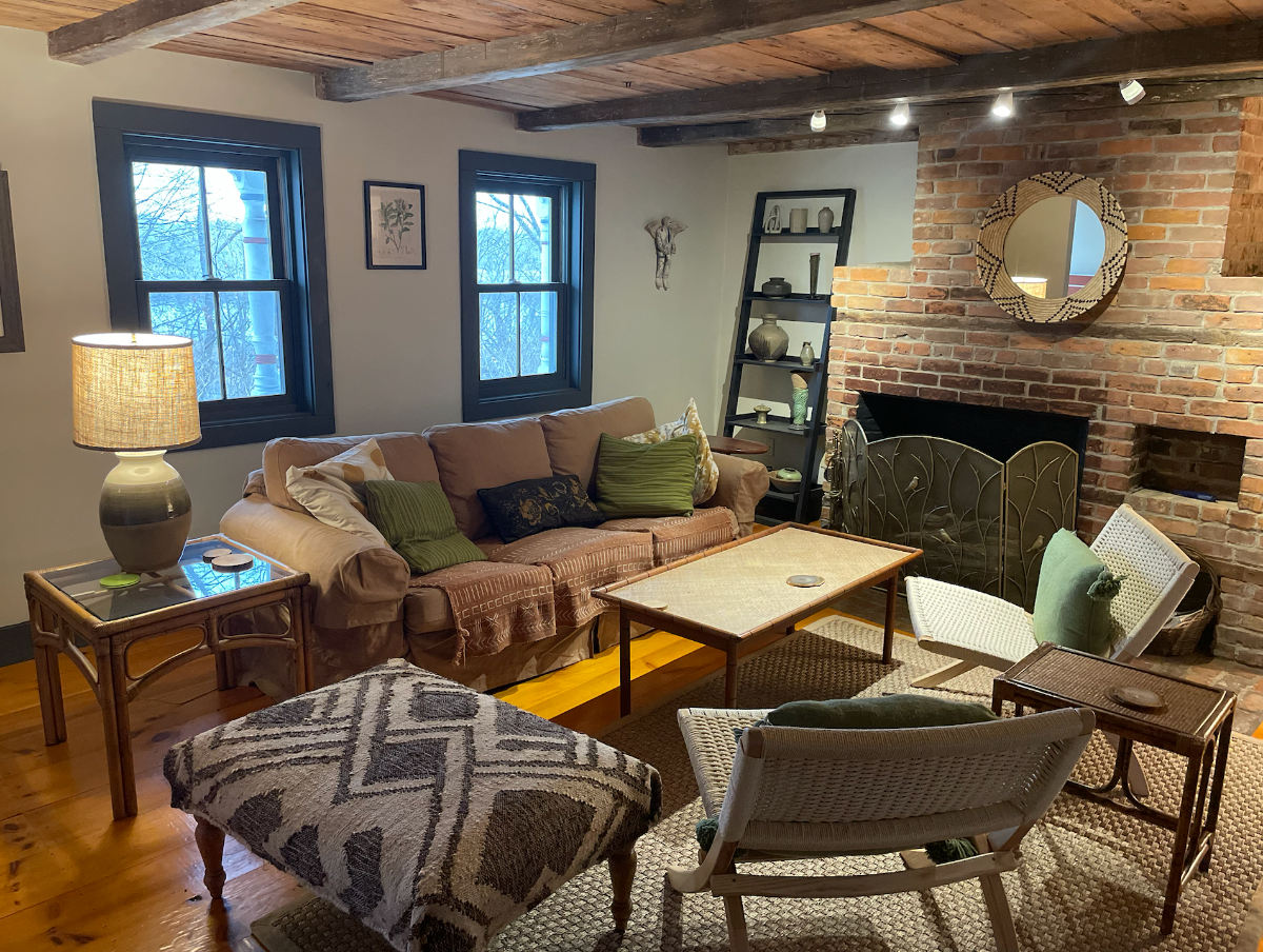 Charming cottage in village of Coxsackie - Photo 5