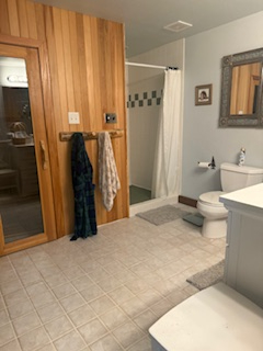 Very Quiet one Private Bedroom and Private Bathroom - Photo 2