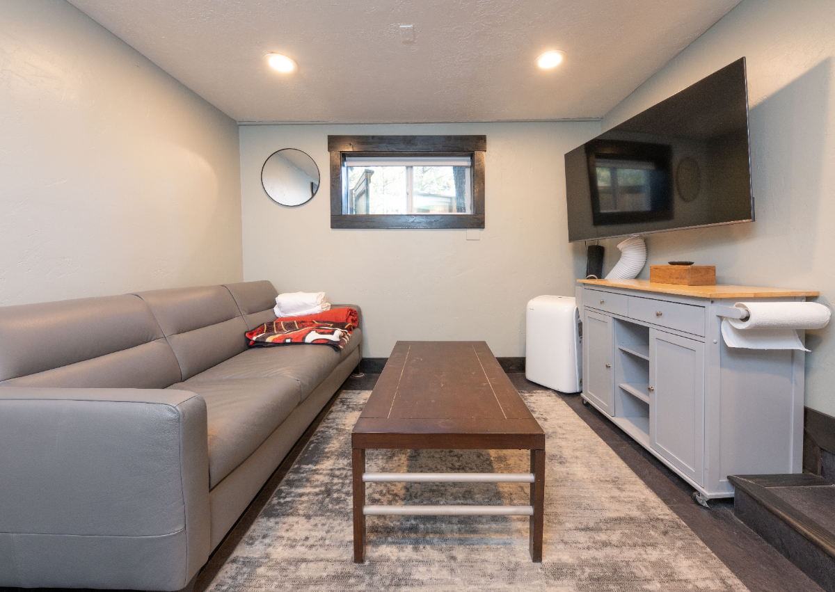 Westside Guesthouse - Photo 6