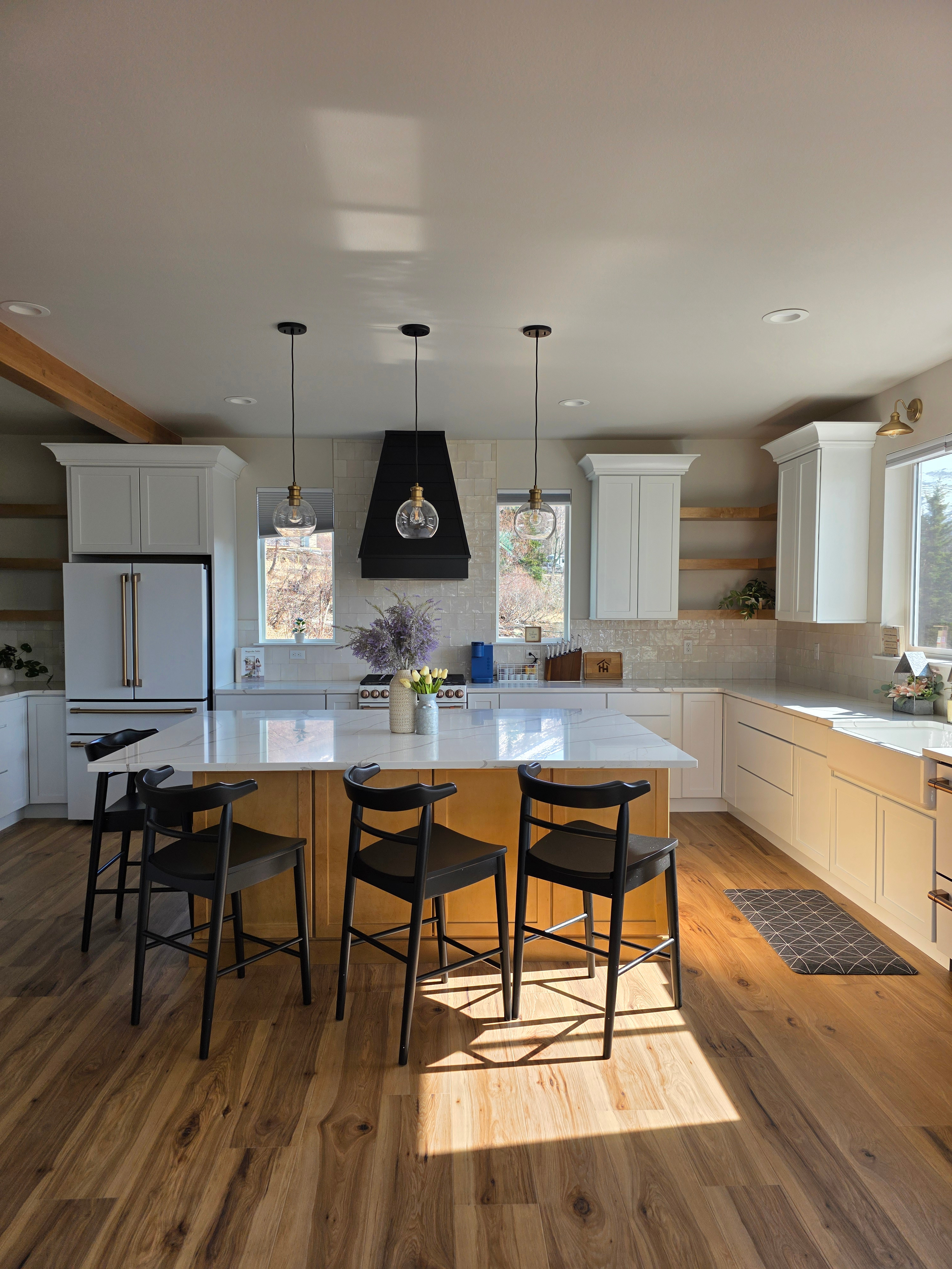Luxury Furnished Anchorage Home | Mountain Views Near Flattop - Photo 6