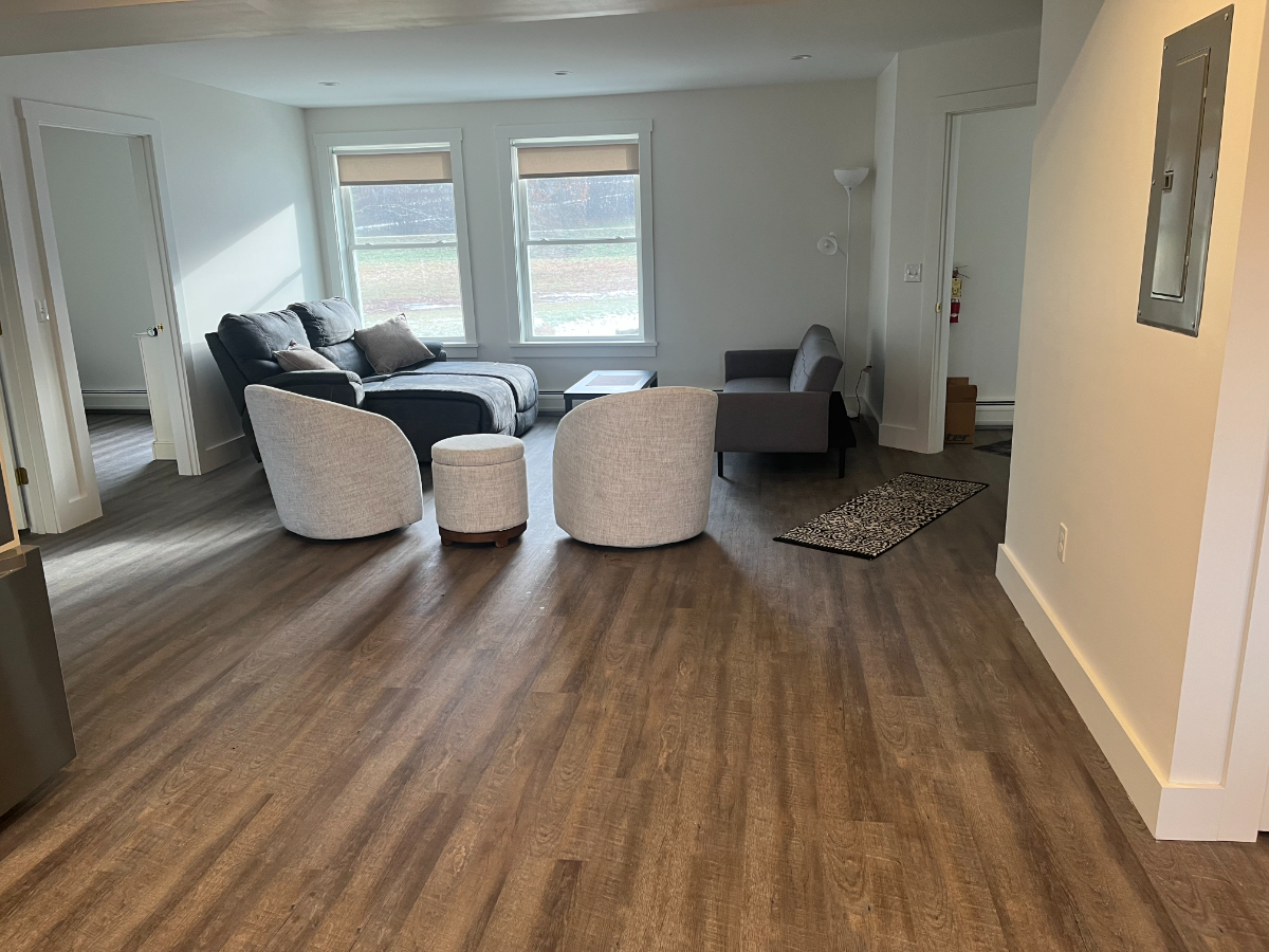 Newly Renovated 2BR Apartment Close to Morrisville's Village and Essentials - Photo 3