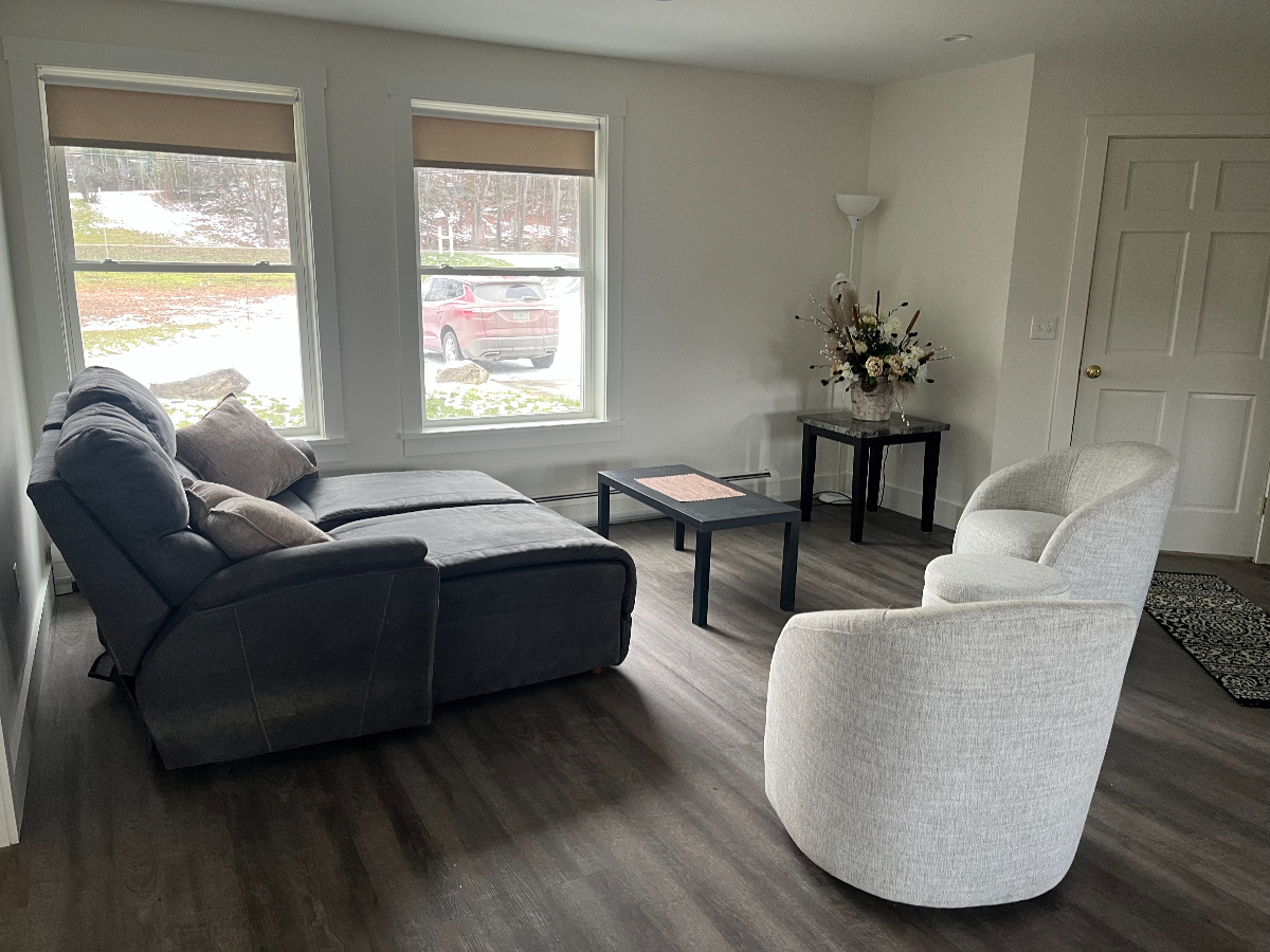 Newly Renovated 2BR Apartment Close to Morrisville's Village and Essentials - Photo 1