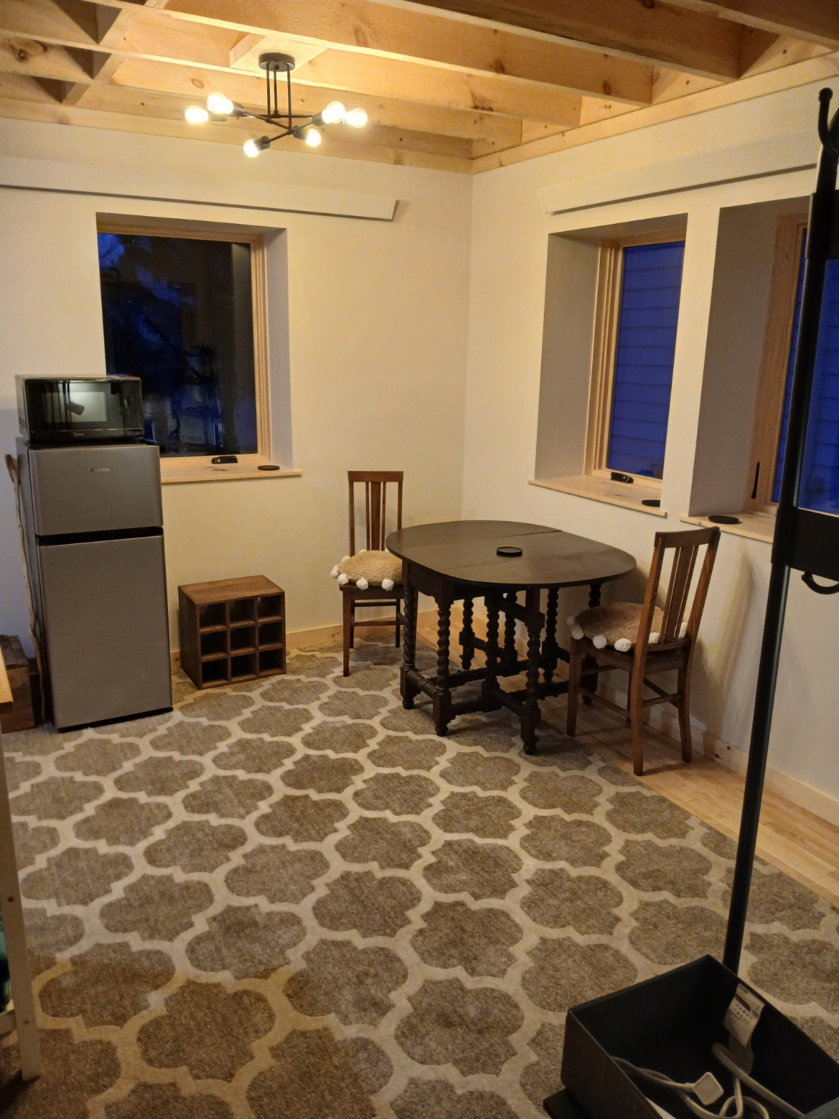 Newly built cottage --green, quiet, & private, yet convenient in the city - Photo 2