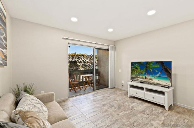 Modern Ground Level BayHo Condo - Photo 2