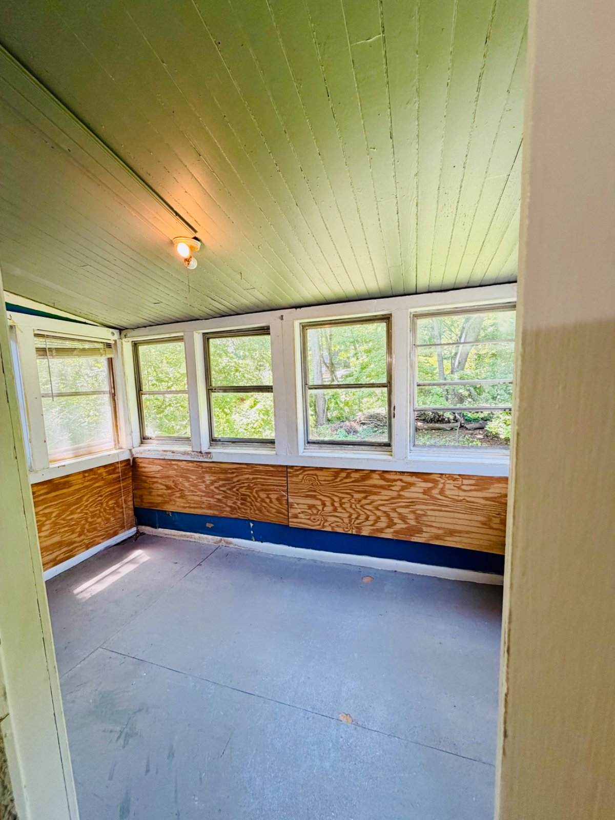 SYRACUSE NY-PRIVATE FULL BATH- WALK TO SYRACUSE UNIVERSITY- CHEAP- FULLY FURNISHED- CLOSE TO ALL HOS - Photo 8