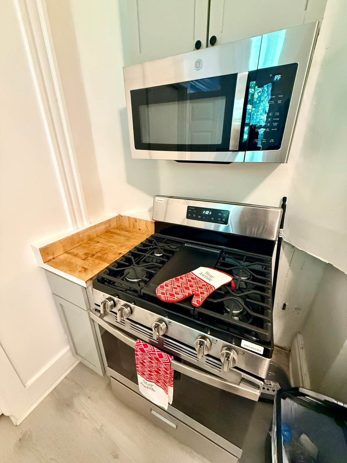 SYRACUSE NY-PRIVATE FULL BATH- WALK TO SYRACUSE UNIVERSITY- CHEAP- FULLY FURNISHED- CLOSE TO ALL HOS - Photo 3