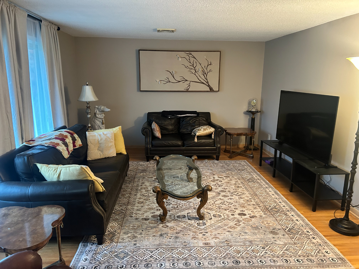 Newly renovated. Newly furnished Ranch 3bed 2.5 bath - Photo 7