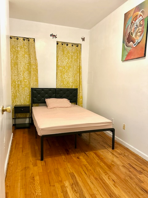 Fully Furnished Brooklyn Apartment Near Transit and Local Cafes - Photo 6