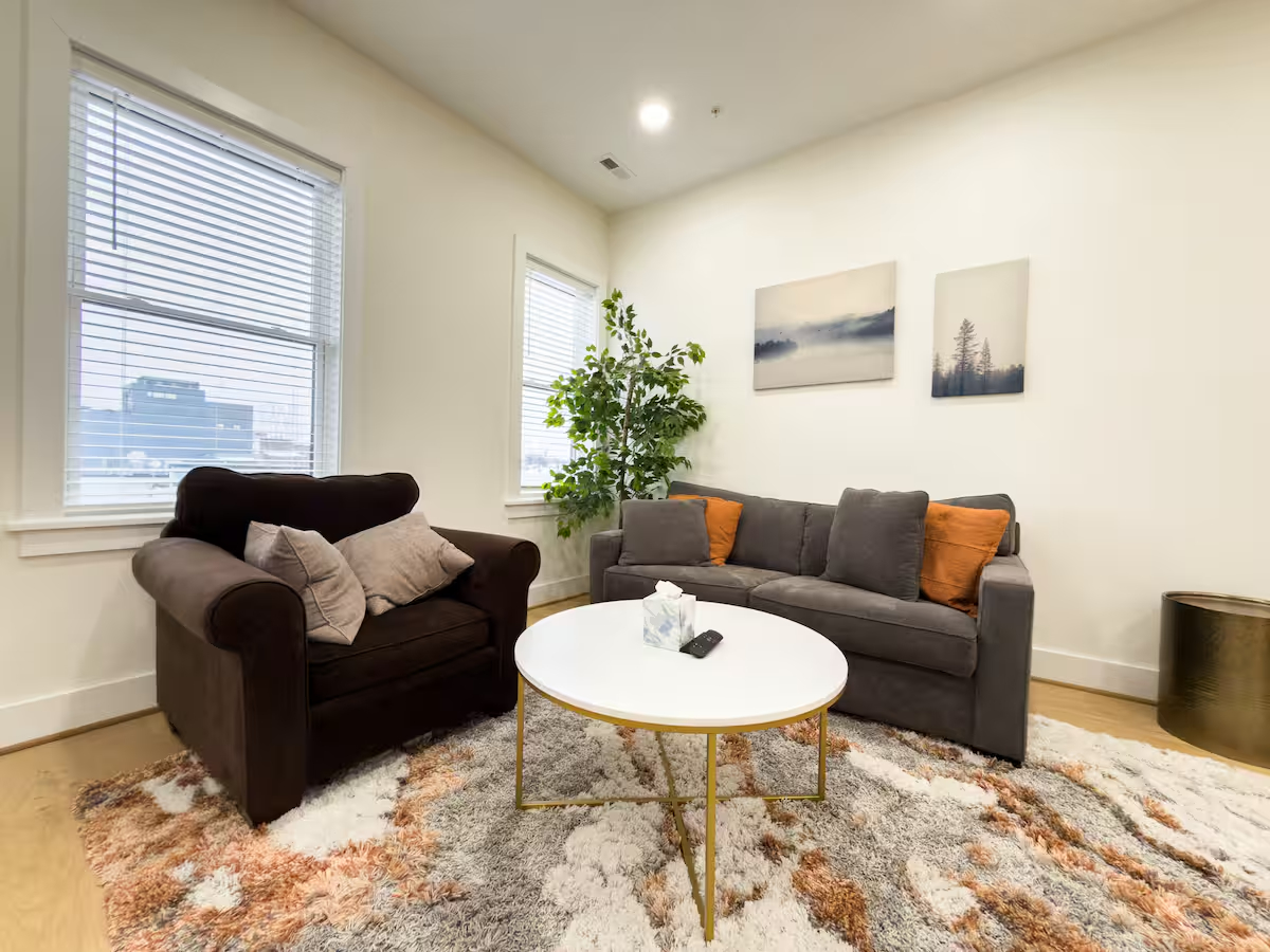 Two Level Contemporary and Spacious Townhome - Photo 7