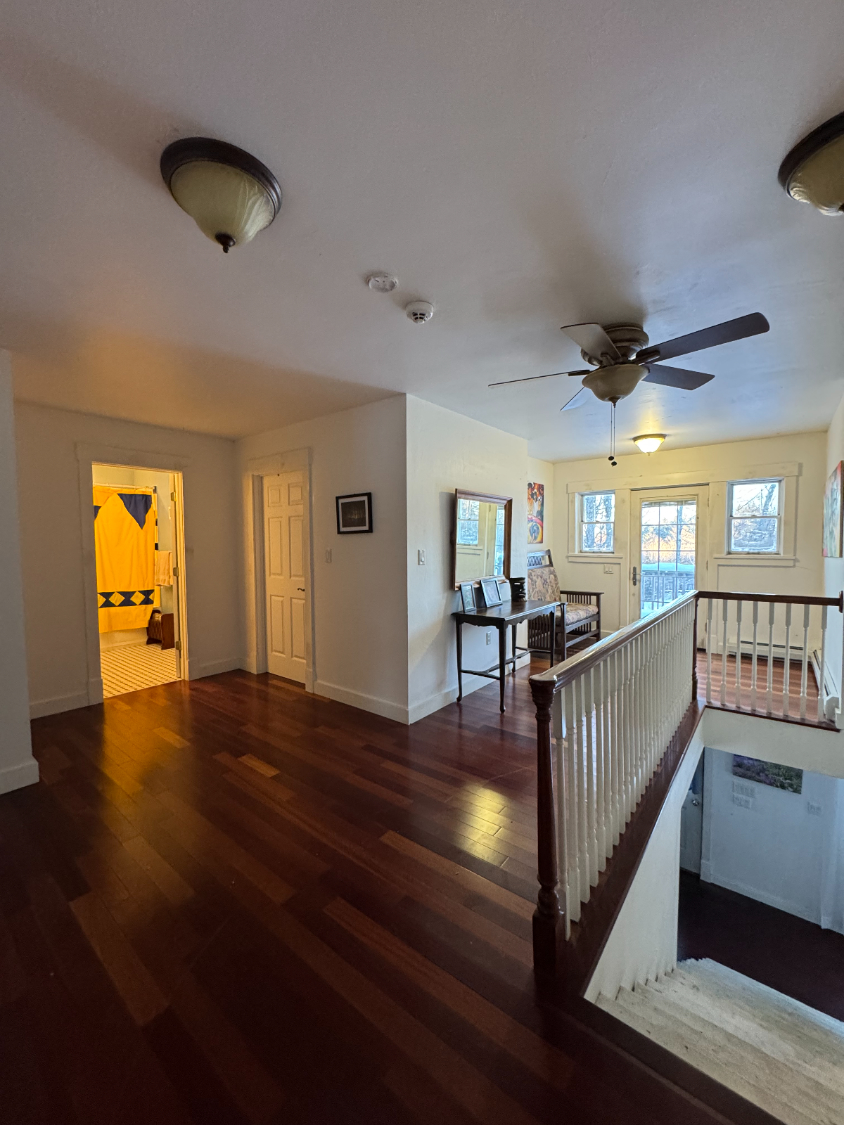 Upstairs Private Room in Spacious Home Surrounded by Quiet Outdoor Living -- All Included - Photo 11