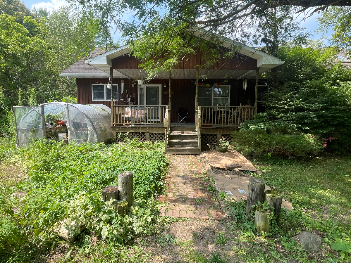 Light-filled country home near Ithaca - all utilities included - Photo 2