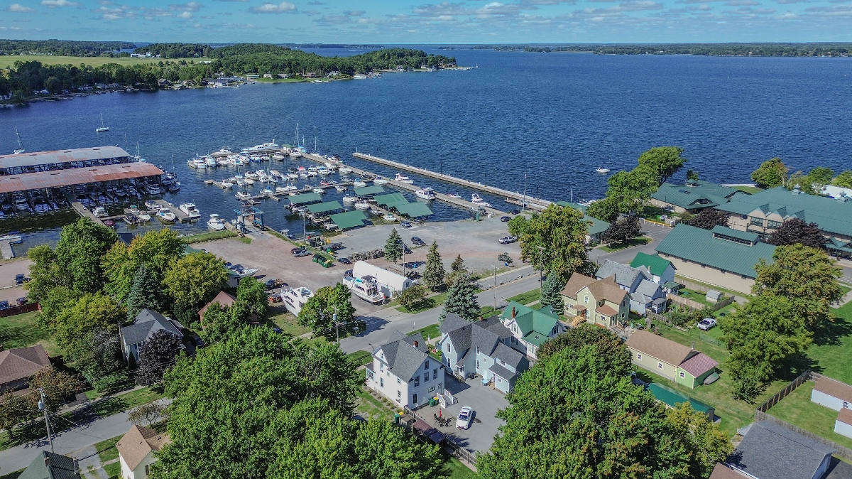 Clayton River View Home in French Bay - Photo 5