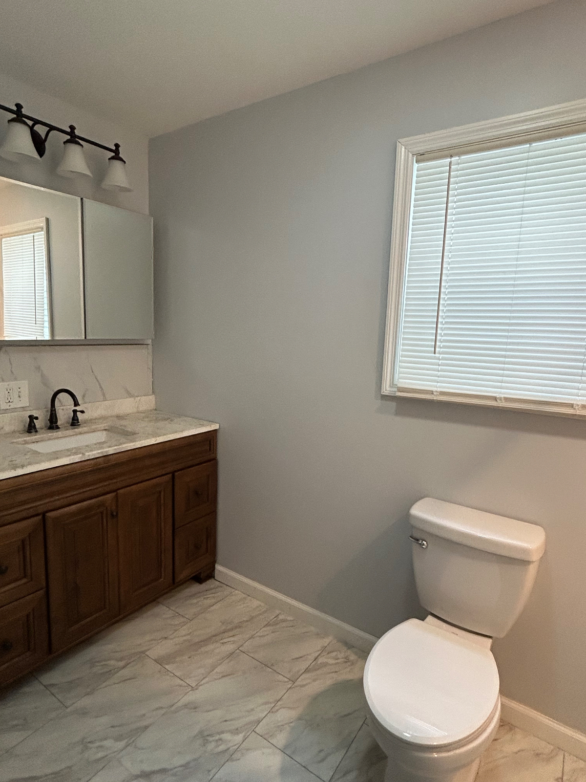 Troy 3BR w/ Balcony with views of the Hudson River - Minutes to Colleges & Albany - Photo 8