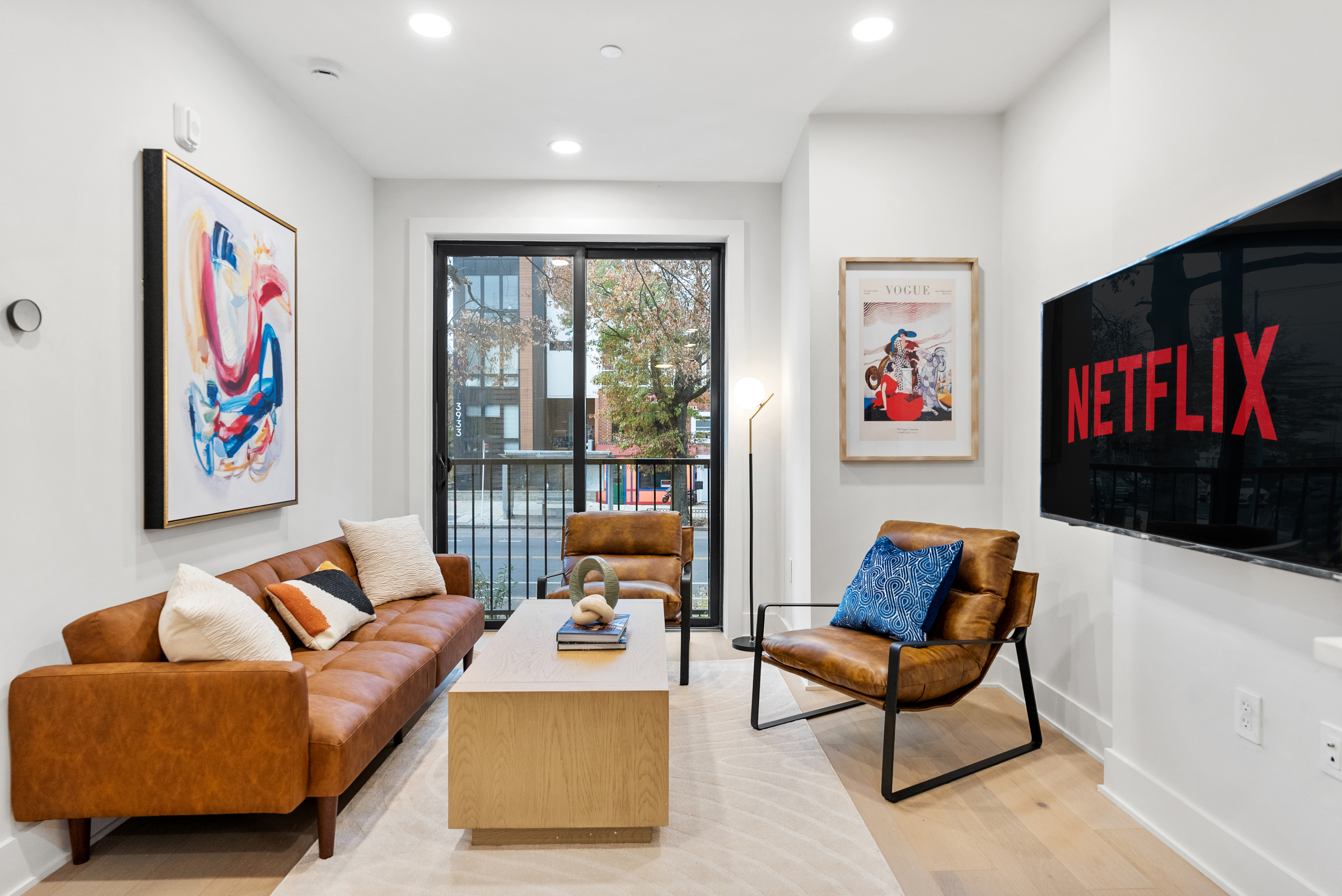 NEW Modern Apt in NW DC, 1 BED, 1 BATH. - Photo 4