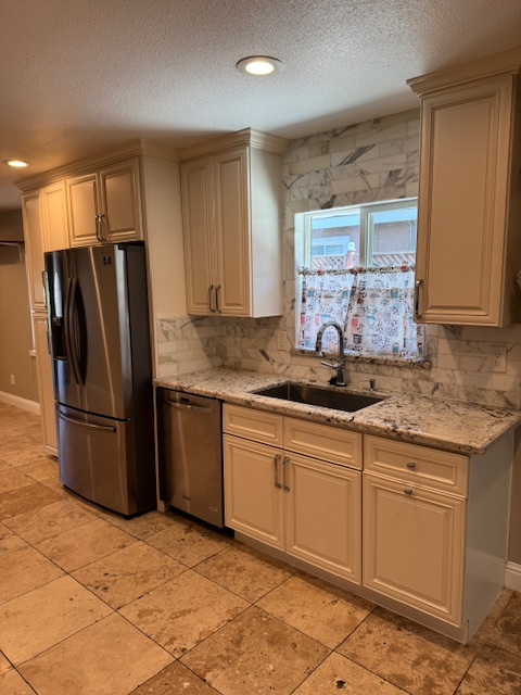 Single family home (3bd/2bth) - Photo 4