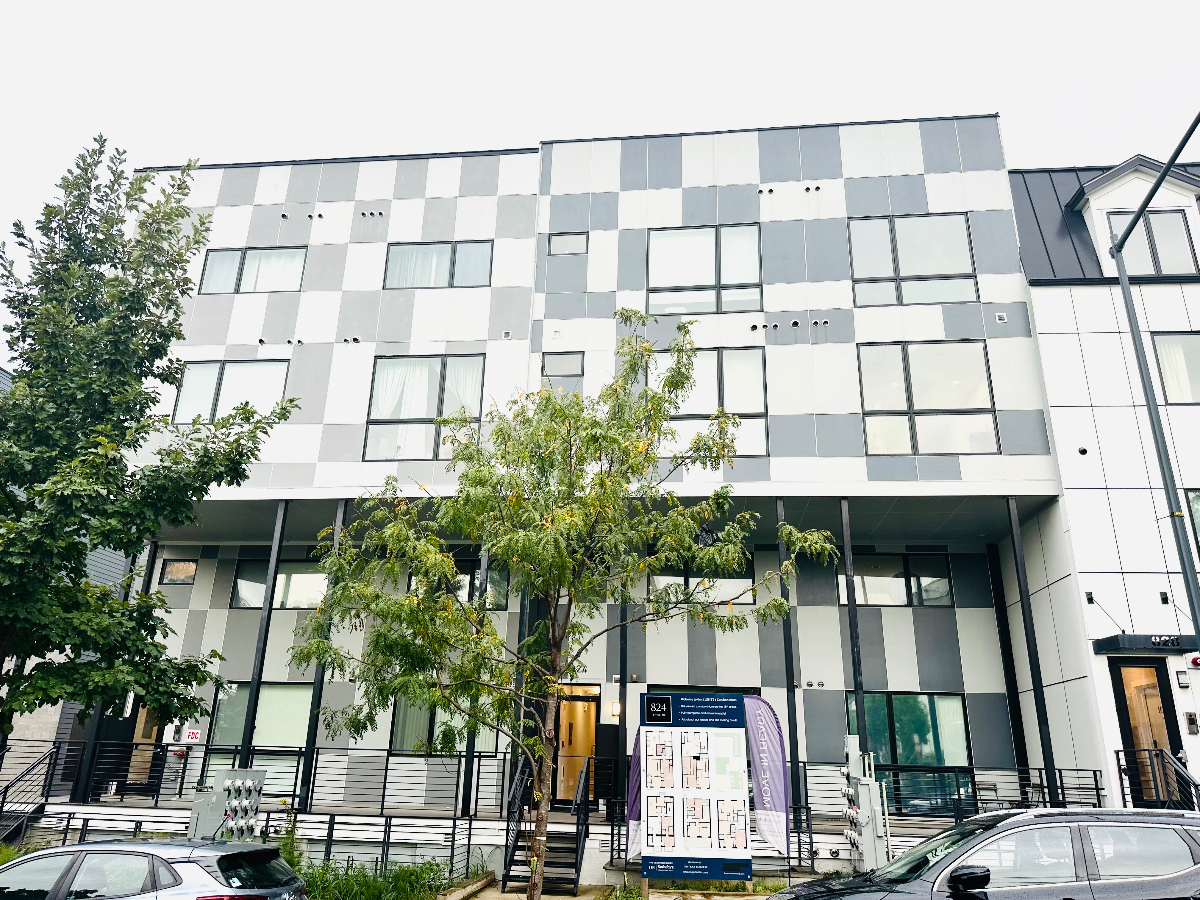 Bright & Stylish New Condo Perfect for Travel Nurses & Professionals - Photo 1