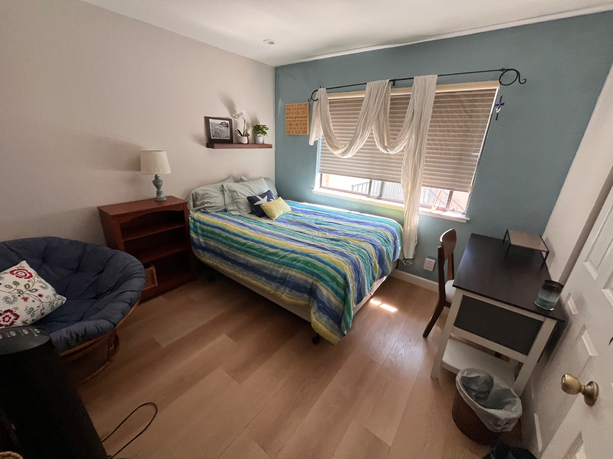 Cute cozy condo in heart of Silicon Valley - Photo 1