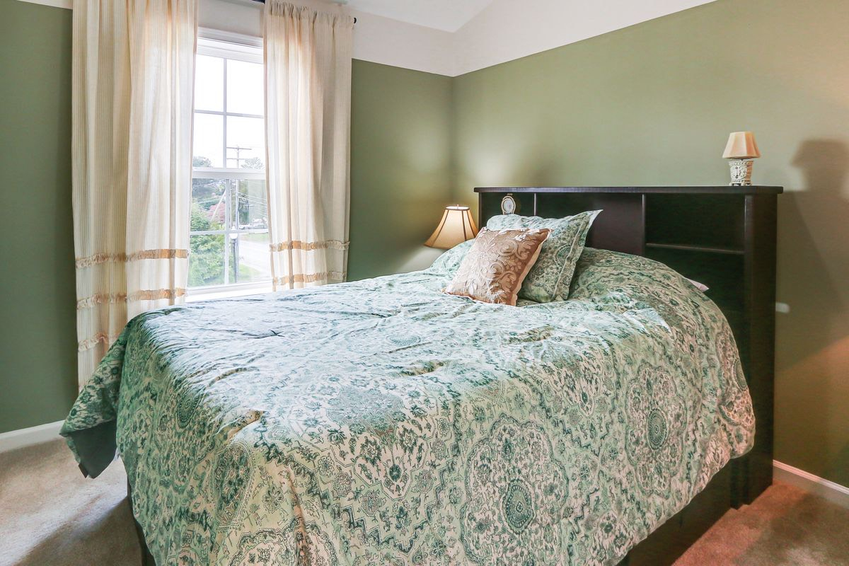 Spacious Modern Townhouse with 4 Bedrooms, Full Gym, and Dual Living Areas - Photo 8