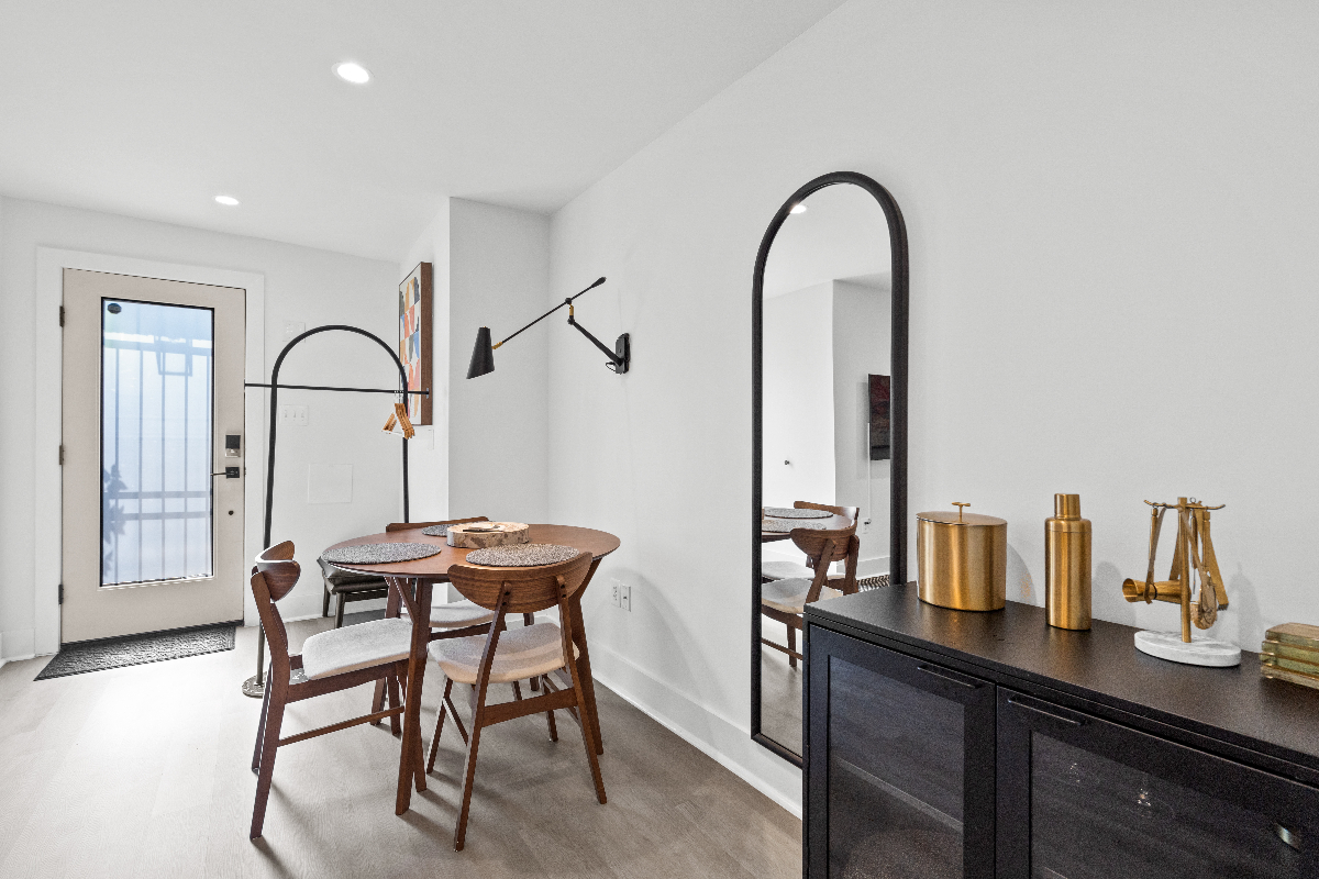 2BR/1B Garden Apt - Walkable DC, Near Metro - Photo 9