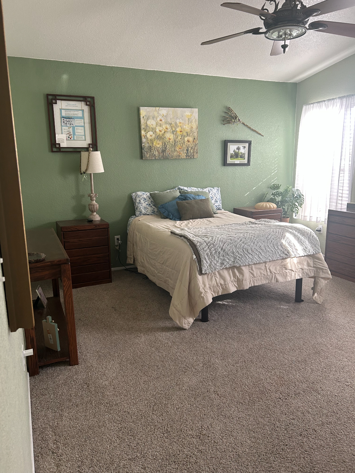 Private Suite for Traveling Professionals - Photo 1