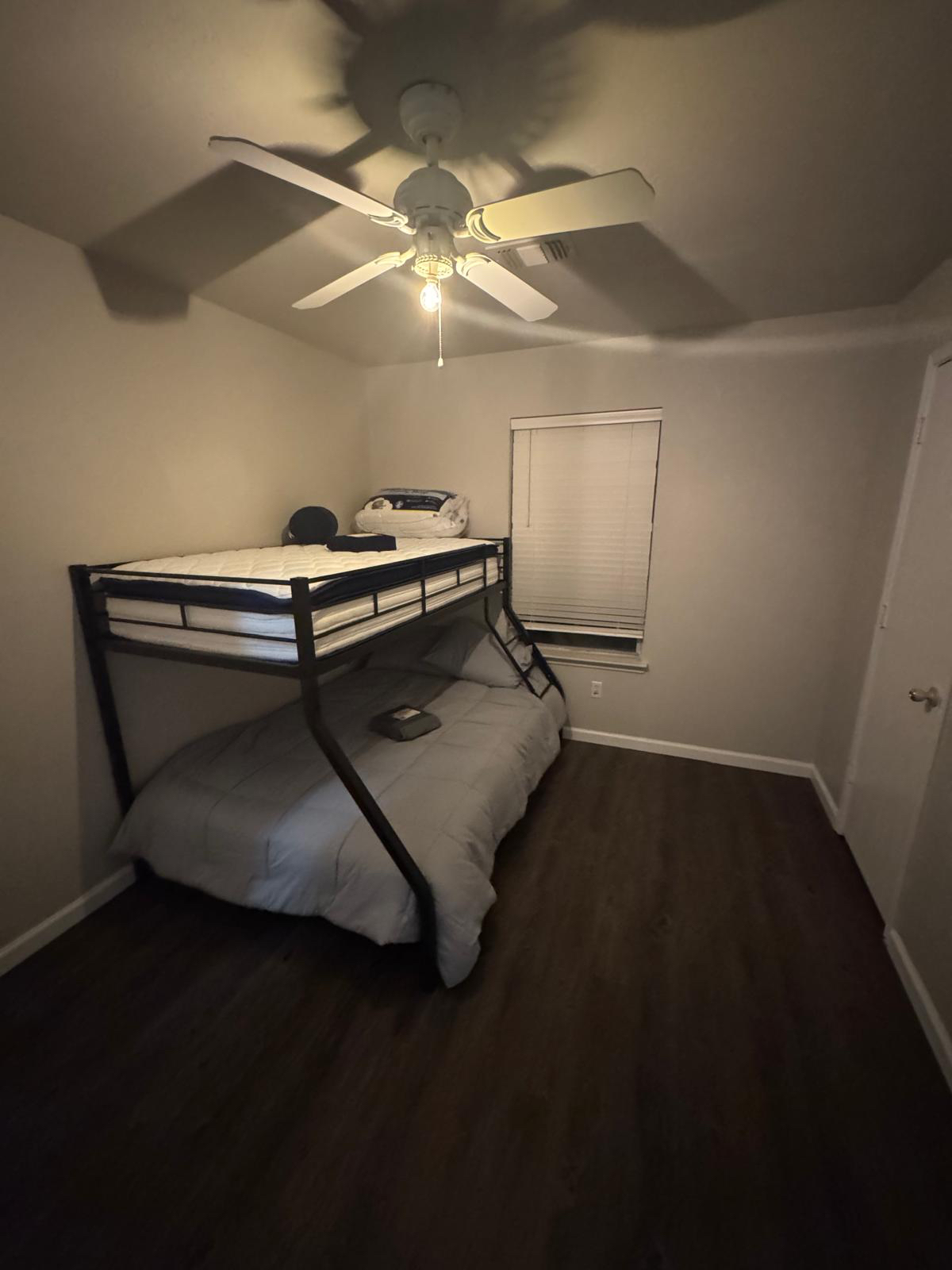 Spacious, Peaceful & Modern 3BD/2Bath Home - Photo 5