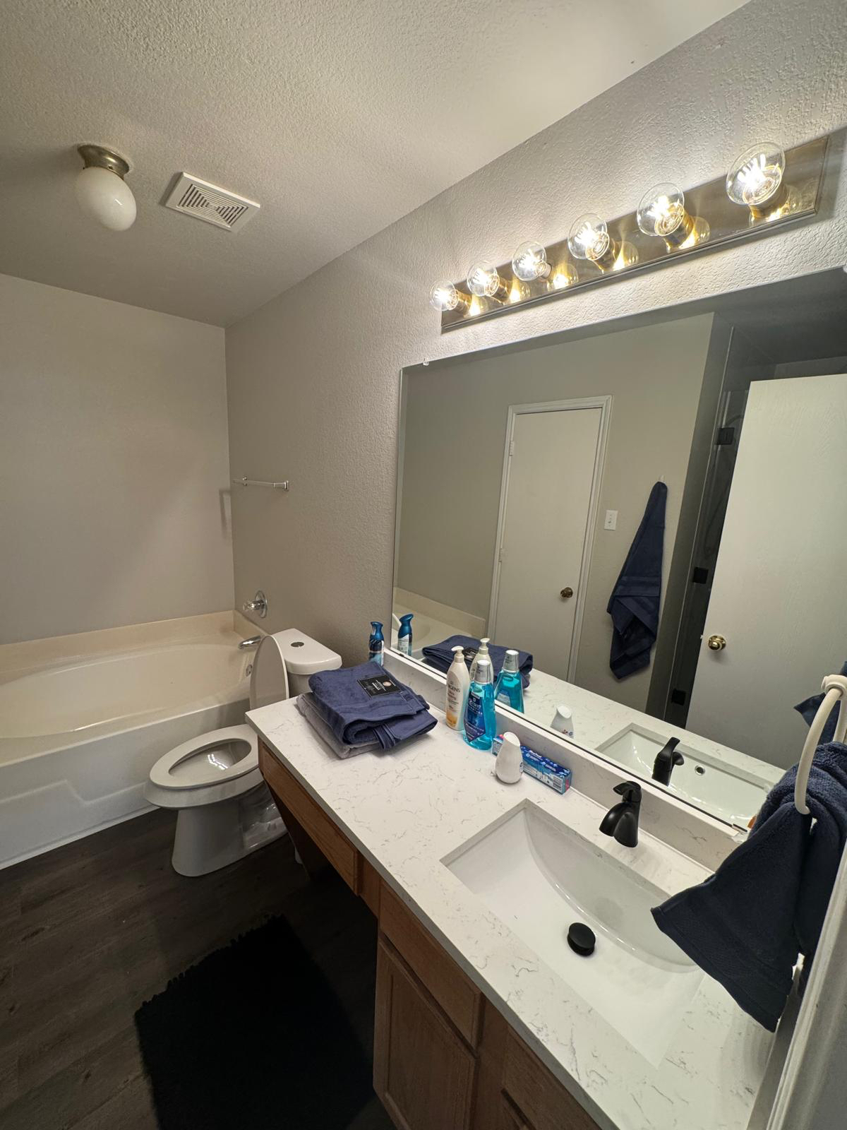 Spacious, Peaceful & Modern 3BD/2Bath Home - Photo 7