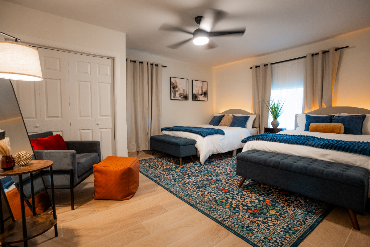 Modern 4-Bedroom Retreat Built for Travelers - Photo 12